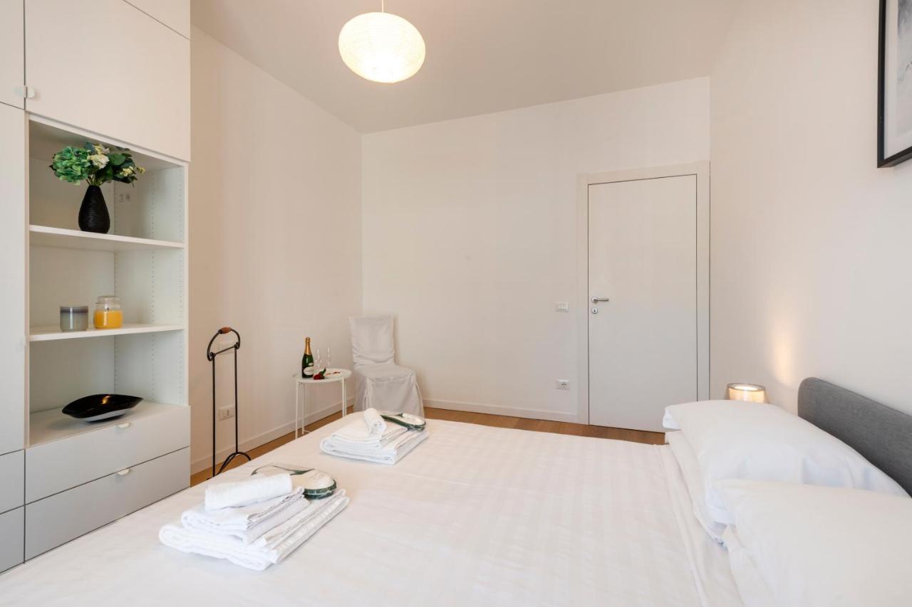 Ferrucci, 10 - Elegante Oasi Urbana A Milano Apartment Exterior foto