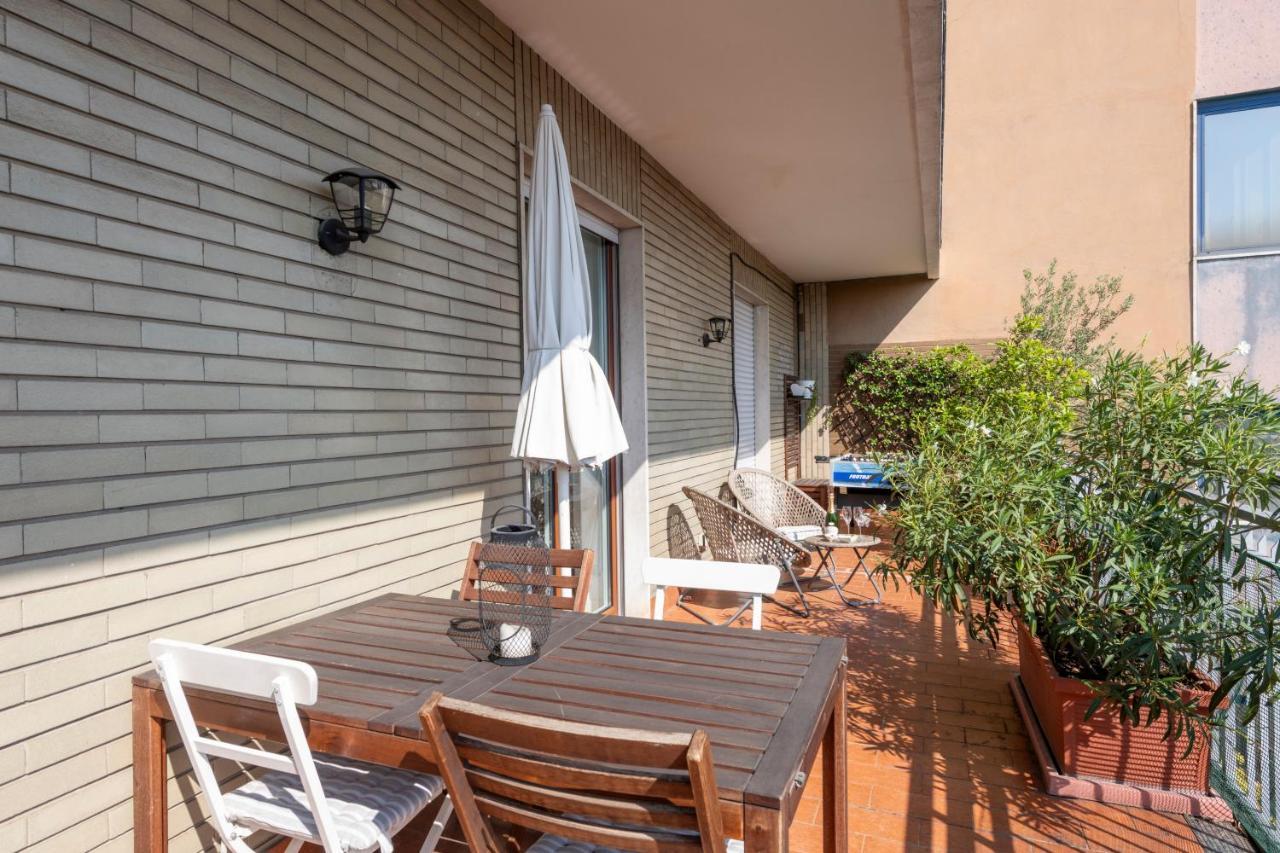 Ferrucci, 10 - Elegante Oasi Urbana A Milano Apartment Exterior foto