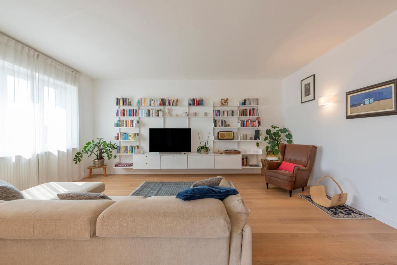 Ferrucci, 10 - Elegante Oasi Urbana A Milano Apartment Exterior foto