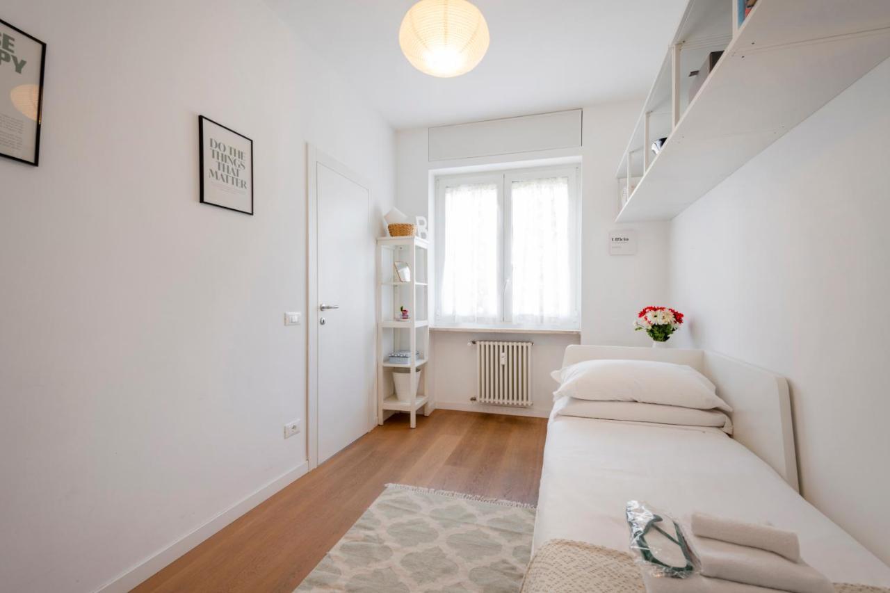 Ferrucci, 10 - Elegante Oasi Urbana A Milano Apartment Exterior foto